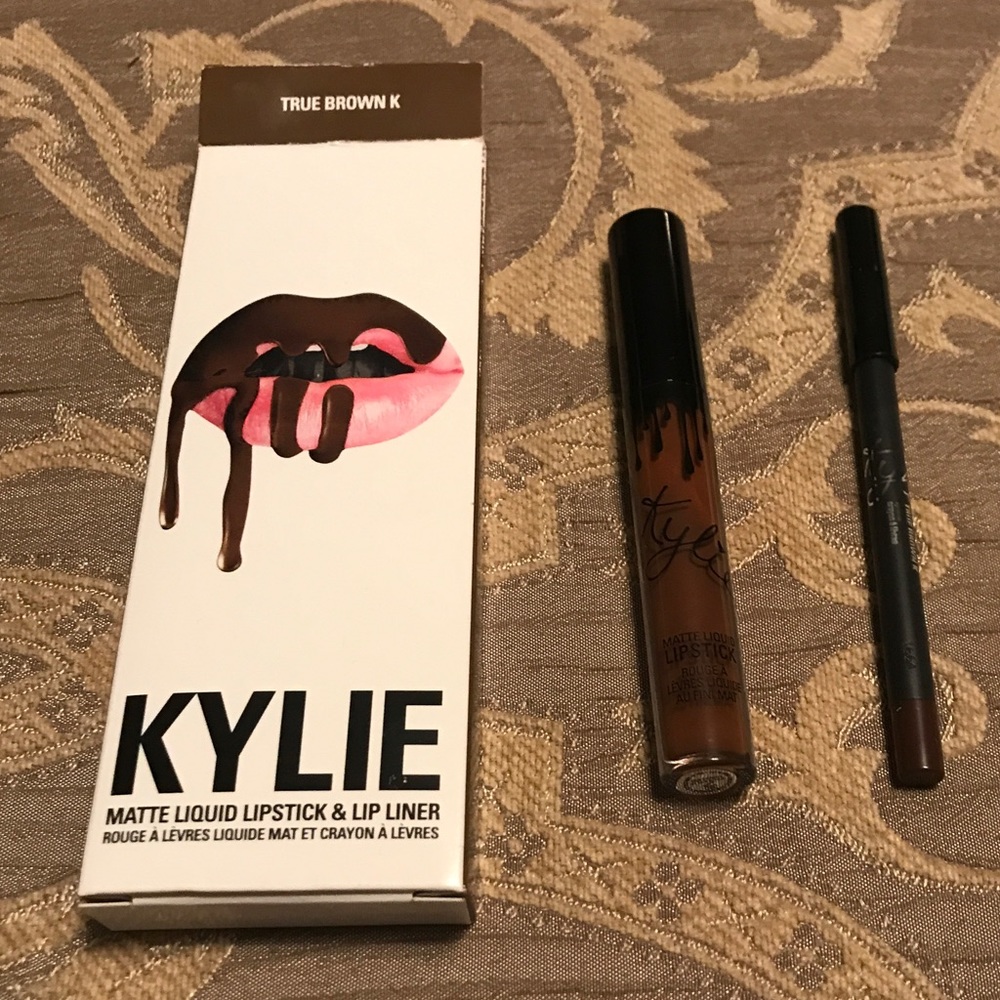 Kylie lip kit- True Brown K